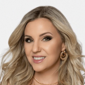 Natalie Holzner