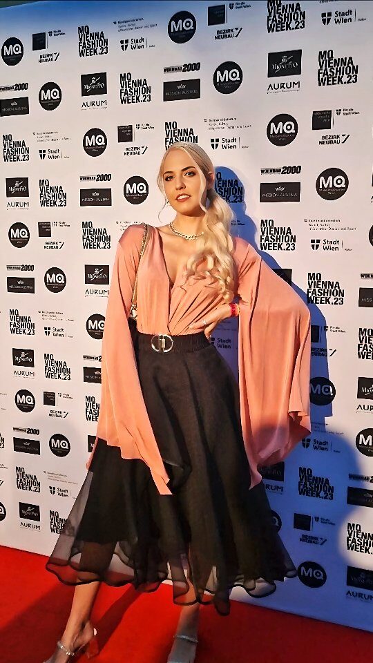 Instagram post from beatrice.turin. This post is in position 2.