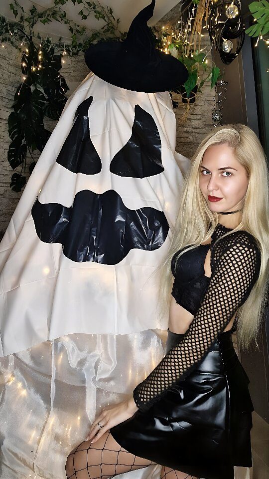 Instagram post from beatrice.turin. This post is in position 5.